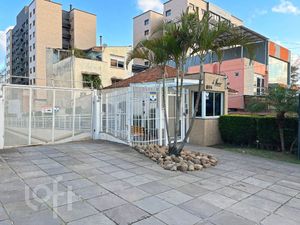 Image 39 - 886212