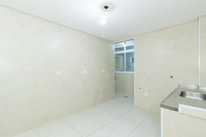 Image 23 - 886218