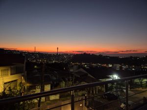 Image 18 - 886219