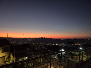 Image 31 - 886219