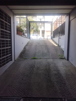 Image 14 - 886220