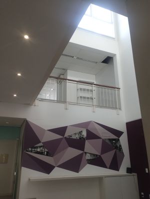 Image 11 - 886220