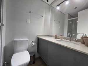 Image 8 - 886223