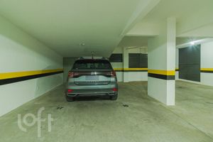 Image 33 - 886225