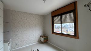 Image 6 - 886237