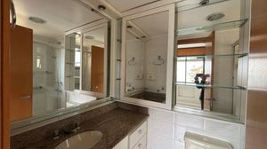Image 9 - 886237