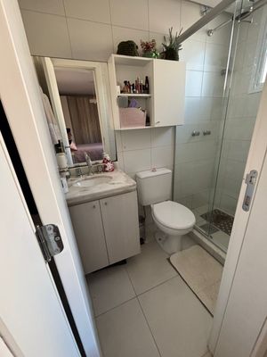 Image 19 - 886243