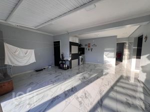 Image 7 - 886246
