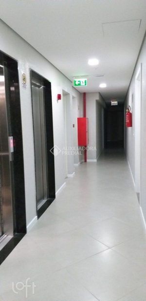 Image 2 - 886252