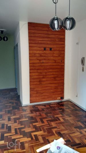 Image 8 - 886258