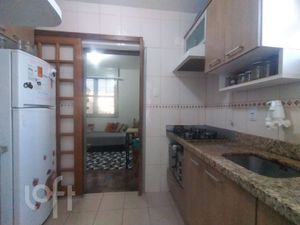 Image 5 - 886258