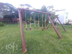 Image 15 - 886258