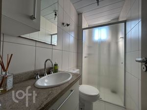 Image 10 - 886271