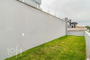 Image 7 - 886274