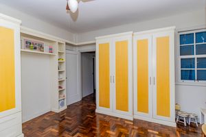 Image 13 - 886276
