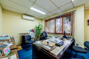 Image 23 - 886288