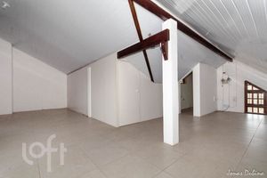 Image 32 - 886340