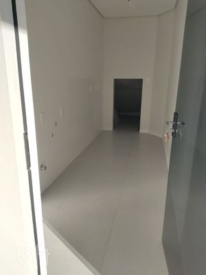 Image 3 - 886344