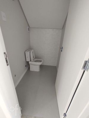 Image 7 - 886344
