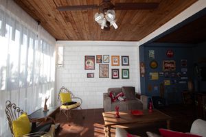 Image 28 - 886351