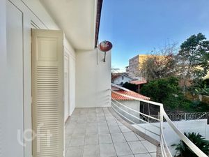 Image 63 - 886353