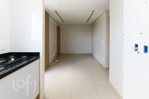 Image 7 - 886358