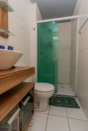 Image 12 - 886365