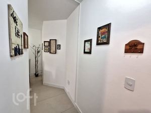 Image 32 - 886366