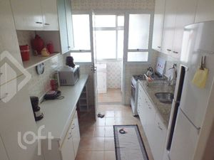Image 8 - 886373