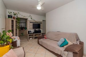 Image 3 - 886393