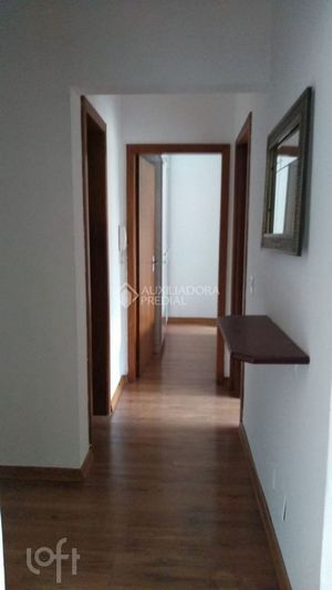 Image 4 - 886399