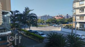 Image 33 - 886402
