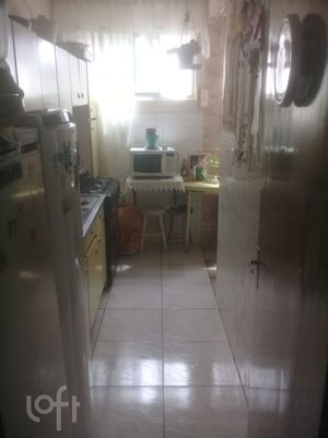 Image 3 - 886410