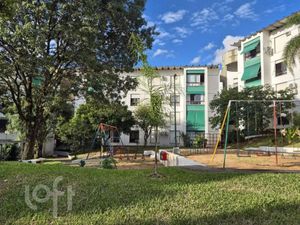 Image 10 - 886417