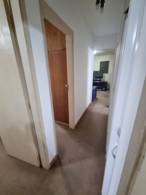 Image 11 - 886421