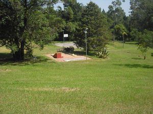 Image 18 - 886431