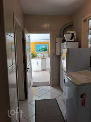 Image 8 - 886453