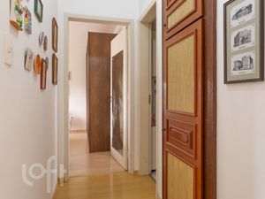Image 8 - 886456