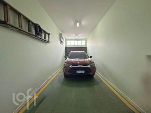 Image 35 - 886462