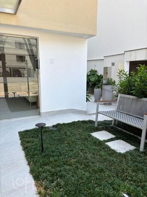 Image 33 - 886463
