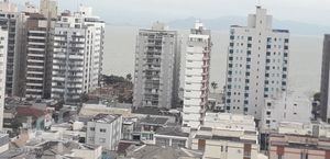 Image 10 - 886463