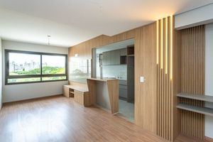 Image 26 - 886466