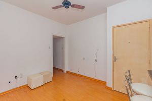 Image 3 - 886467