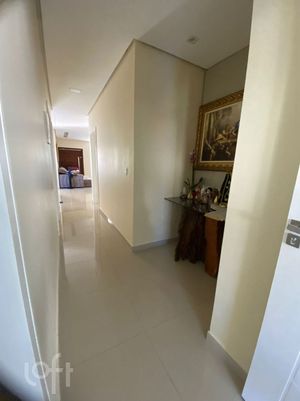 Image 13 - 886468