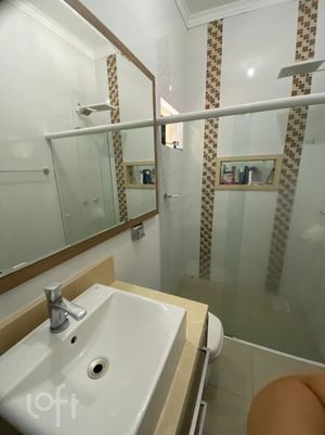 Image 19 - 886468