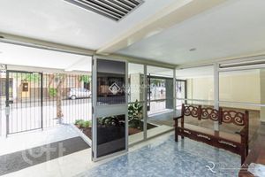 Image 20 - 886509
