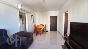 Image 3 - 886510