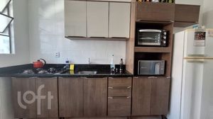 Image 11 - 886510