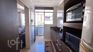 Image 9 - 886510