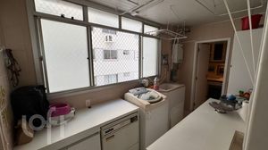 Image 30 - 886514